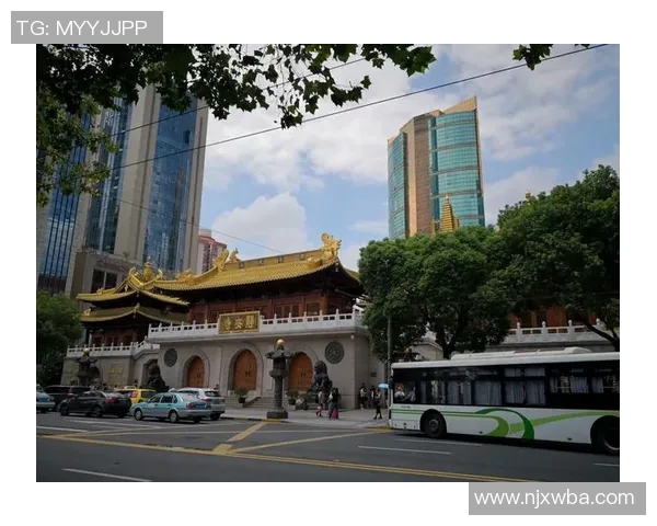 燃情绿茵巨星故事短片展现拼搏瞬间与永恒足球梦想